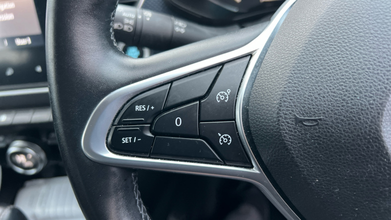 Renault Arkana 1.6 E-TECH Hybrid 145 Iconic 5dr Auto Hybrid Estate